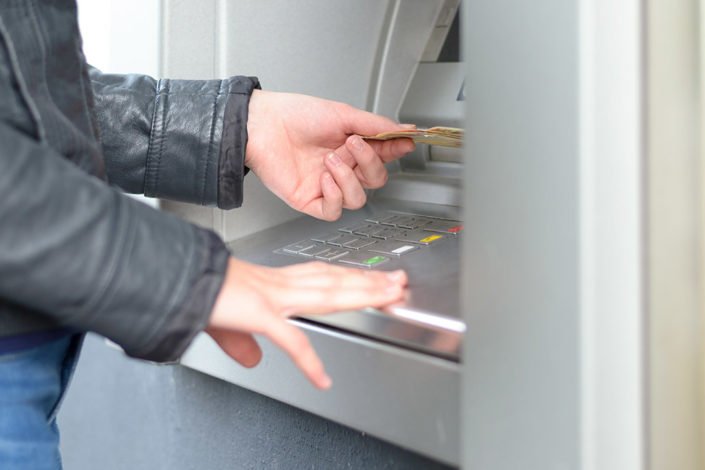 5 Things to Understand Before Moving Money Across International Borders 5 Things to Understand Before Moving Money Across International Borders